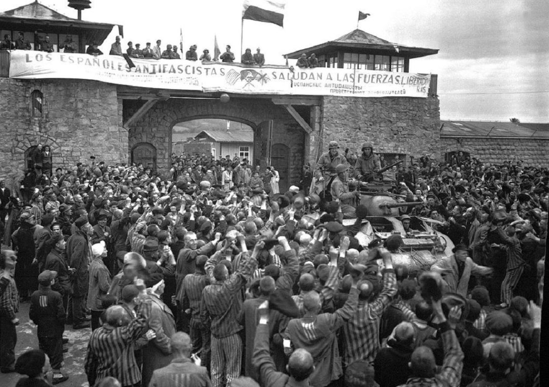 Imagen de los campo de concentración de Mauthausen tomada el 6 de mayo de 1945 tras la liberación del mismo por el ejército norteamericano
Imagen de los campo de concentración de Mauthausen tomada el 6 de mayo de 1945 tras la liberación del mismo por el ejército norteamericano