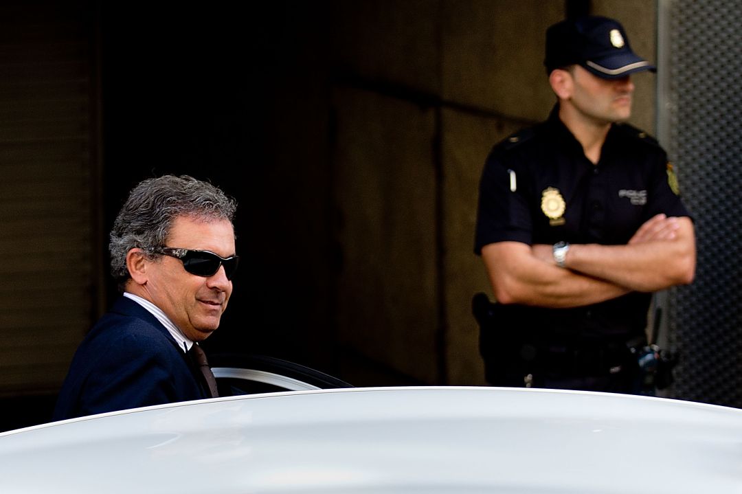 Jordi Pujol Jr. saliendo de la Audiencia Nacional. Jordi Pujol Jr. saliendo de la Audiencia Nacional.