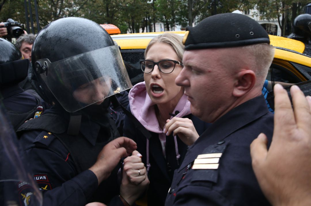 La policía rusa detuvo a Sobol también durante las protestas del 3 de agosto. La policía rusa detuvo a Sobol también durante las protestas del 3 de agosto.