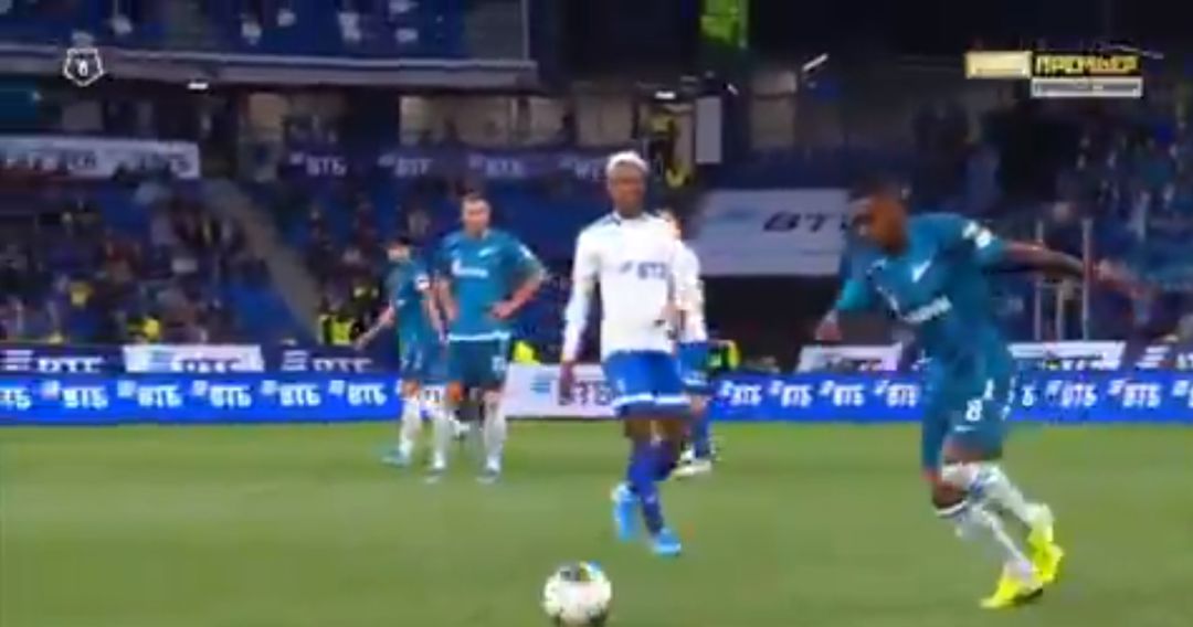 Malcom en el partido frente al Zenit Malcom en el partido frente al Zenit