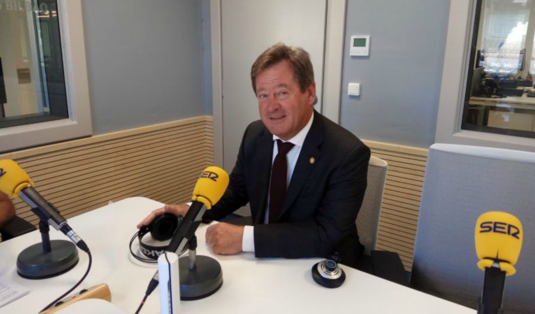 Zupiria:"He defendido siempre la libertad de expresión y me preocupan algunos debates porque advierto poca tolerancia" Zupiria:"He defendido siempre la libertad de expresión y me preocupan algunos debates porque advierto poca tolerancia"