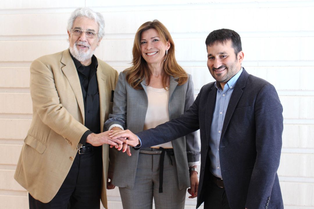 Plácido Domingo, Susana Lloret, presidenta del Patronato de Les Arts, y Vicent Marzà, conseller de Cultura Plácido Domingo, Susana Lloret, presidenta del Patronato de Les Arts, y Vicent Marzà, conseller de Cultura