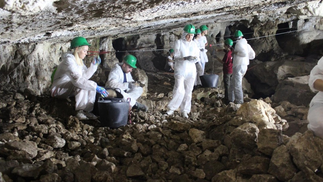 Las sorpresa de la larga utilización de la cueva prehistórica de Malalmuerzo