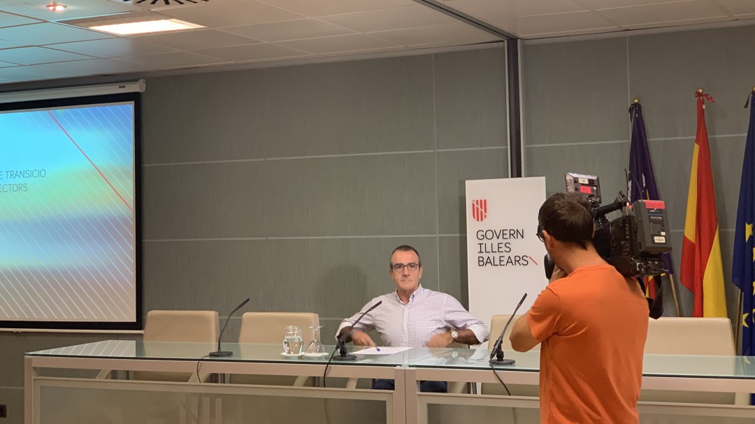El Govern creará "comunidades locales de energías renovables"