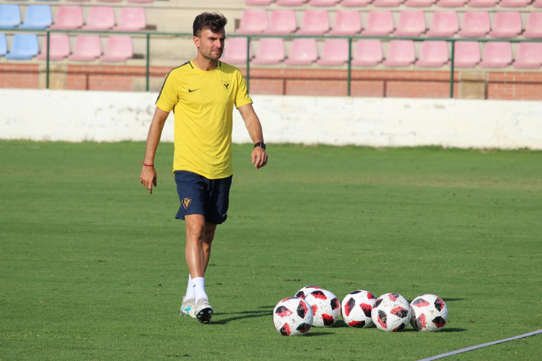 Rubén Albés, entrenador del UCAM Murcia CF Rubén Albés, entrenador del UCAM Murcia CF