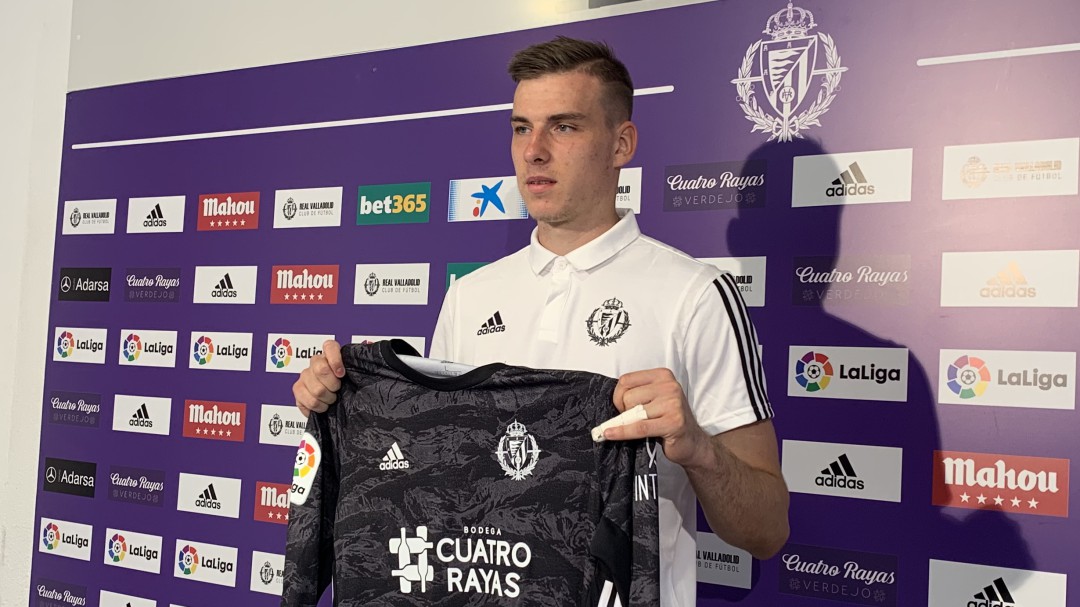 Lunin, guantes de oro para el Pucela