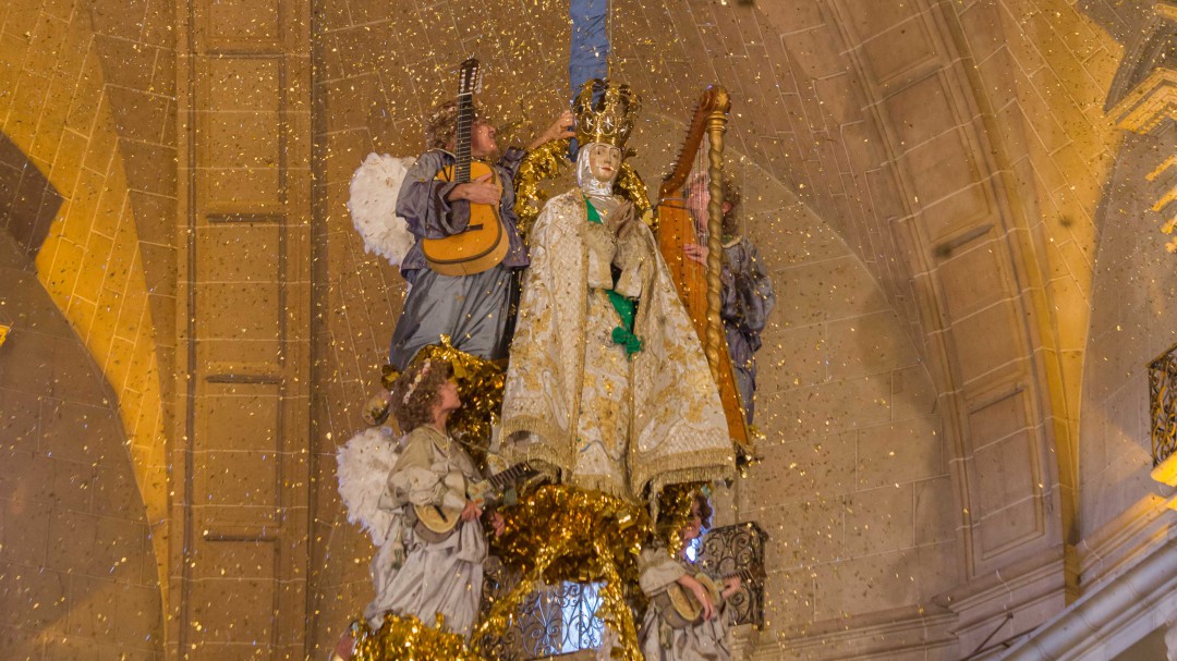 Elche corona a su patrona