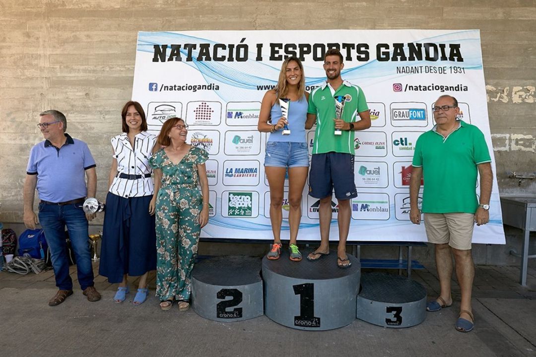 Lydia Morant y Joan Muñoz en la recogida de trofeos Lydia Morant y Joan Muñoz en la recogida de trofeos