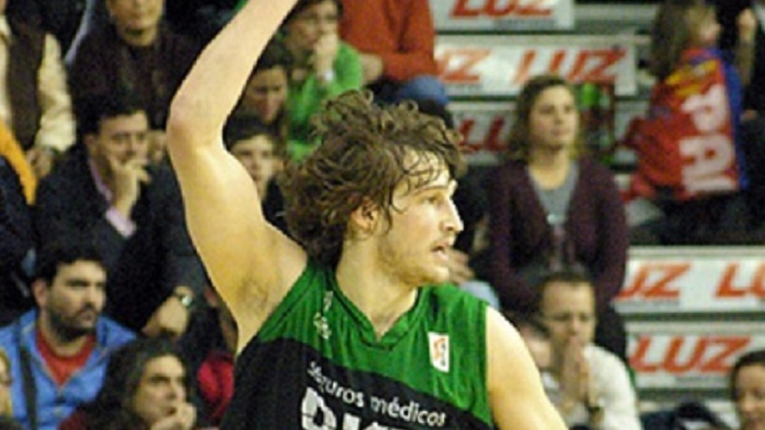 Simas Jasaitis, experiencia para el juego interior de Palencia Baloncesto