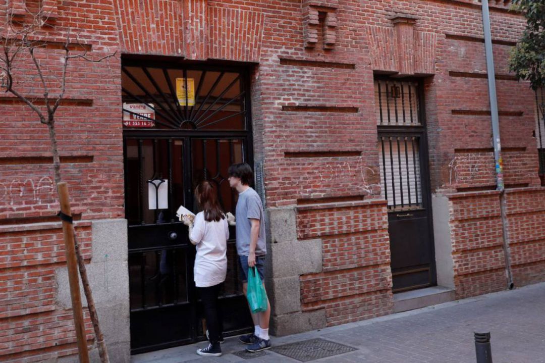 Fachada de la vivienda ubicada en el número 11 de la calle Tenerife, en el distrito de Tetuán de Madrid Fachada de la vivienda ubicada en el número 11 de la calle Tenerife, en el distrito de Tetuán de Madrid