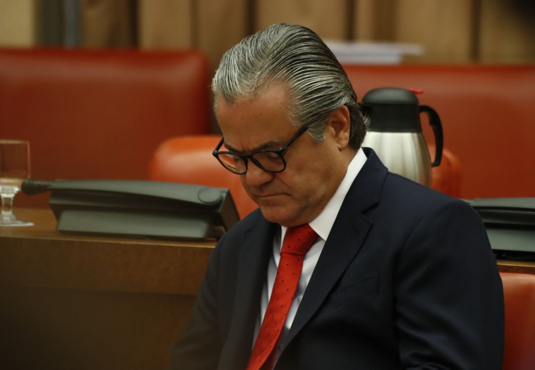 El diputado de Ciudadanos, Marcos de Quintos, momentos antes comenzar la Diputación Permanente en la que se debate sobre las peticiones de comparecencia del presidente del Gobierno en funciones para explicar los motivos por los que el Ministro del Interior. El diputado de Ciudadanos, Marcos de Quintos, momentos antes comenzar la Diputación Permanente en la que se debate sobre las peticiones de comparecencia del presidente del Gobierno en funciones para explicar los motivos por los que el Ministro del Interior.