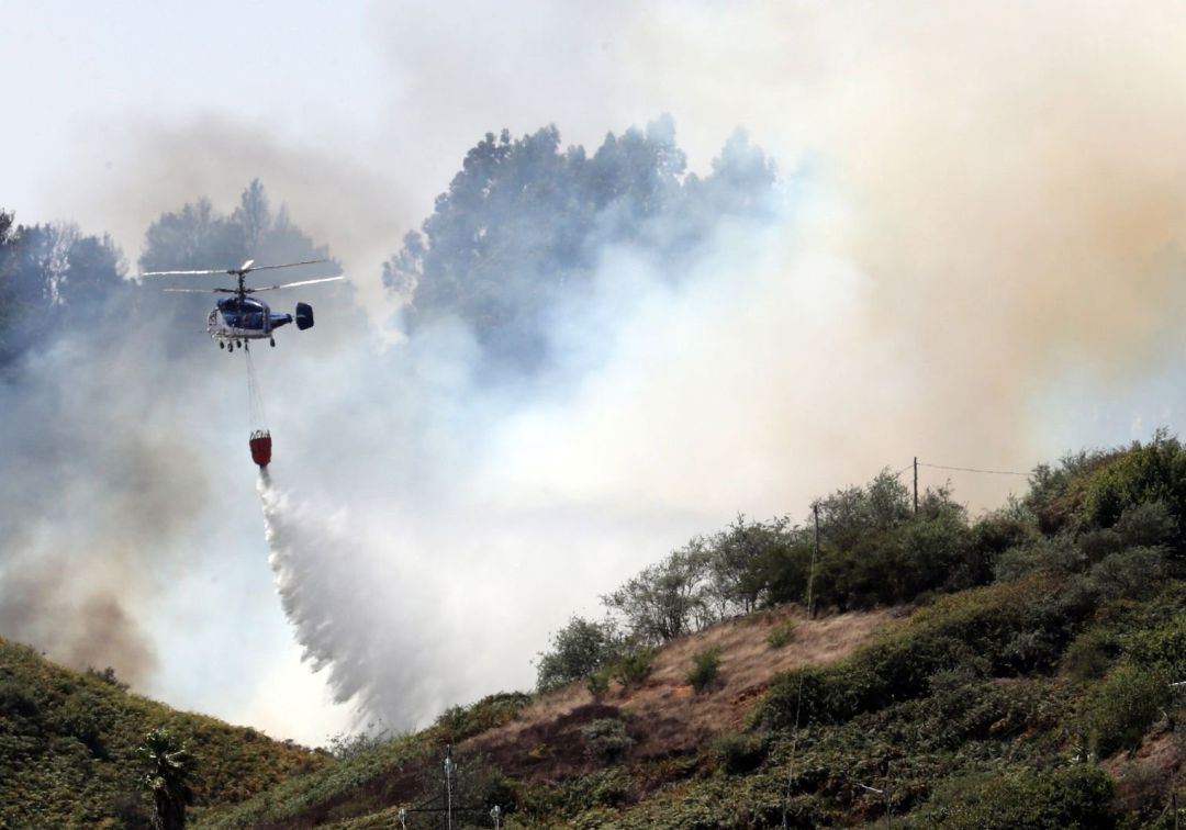 El incendio de Gran Canaria sigue sin control y afecta ya a 3.400 hectáreas