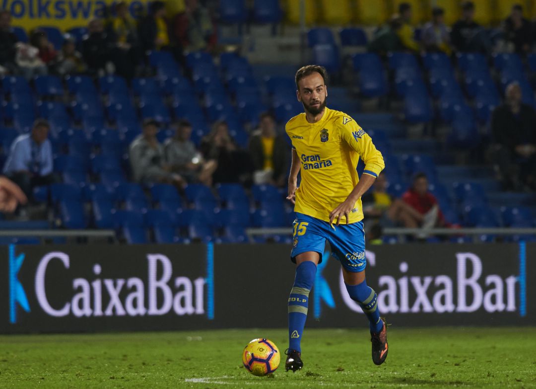 El jugador de Las Palmas Deivid ofrece su finca para albergar a personas y animales víctimas del incendio de Gran Canaria El jugador de Las Palmas Deivid ofrece su finca para albergar a personas y animales víctimas del incendio de Gran Canaria