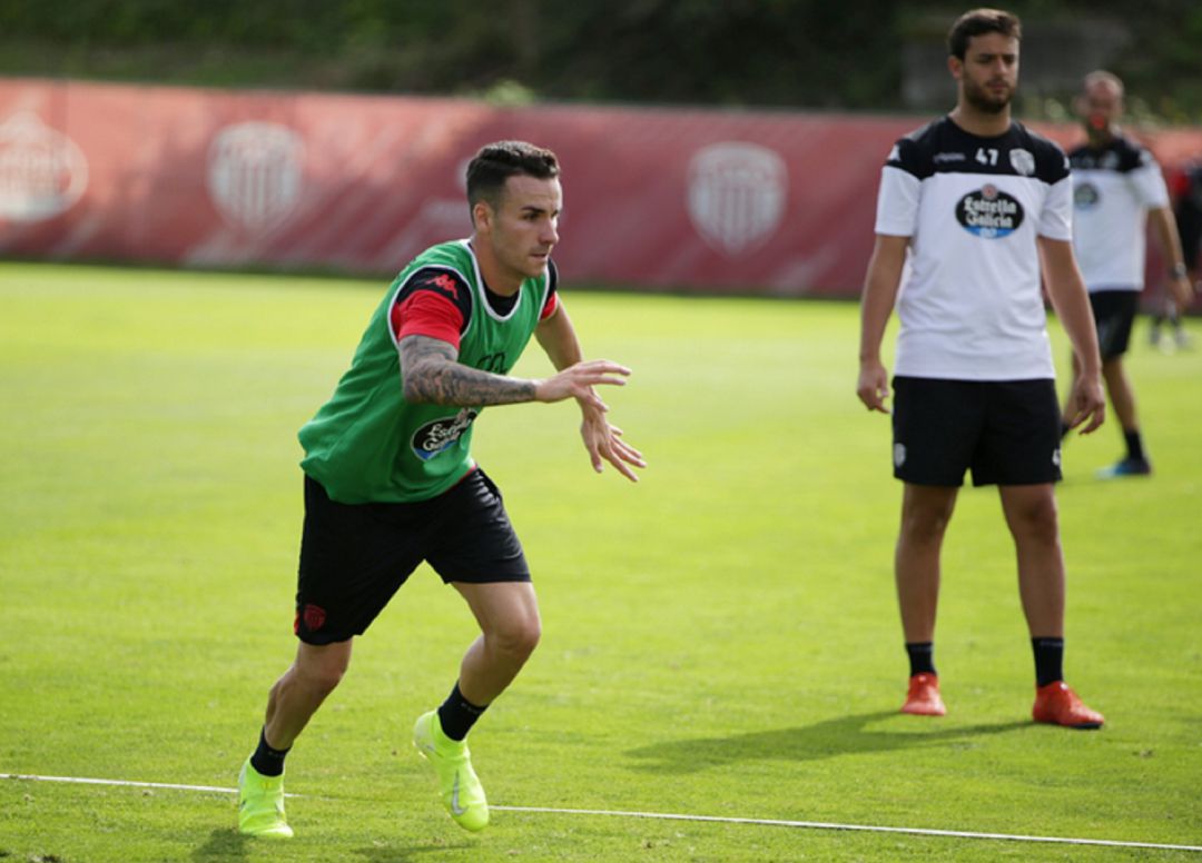 Álex López no seu primeiro adestrament Álex López no seu primeiro adestrament