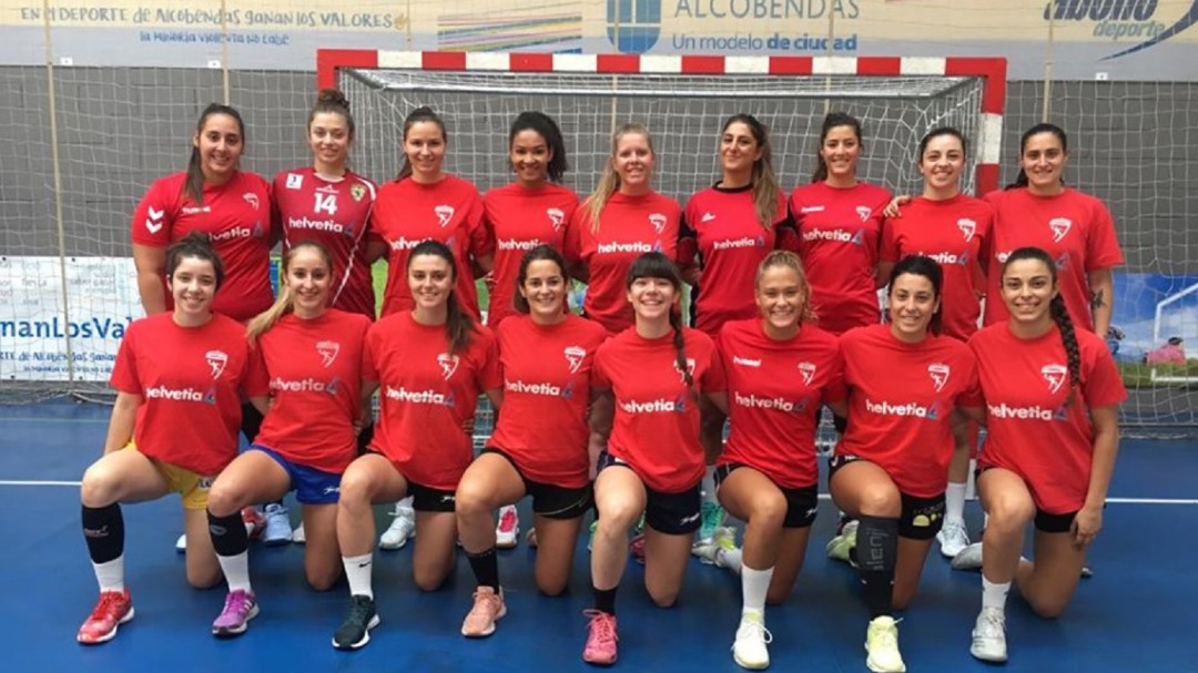 La exjugadora mundial Verónica Cuadrado, segunda entrenadora del Helvetia Alcobendas