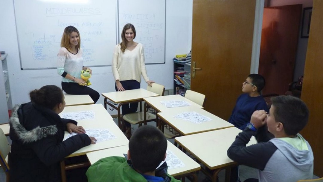 Buscan voluntarios para dar clases de refuerzo el próximo curso