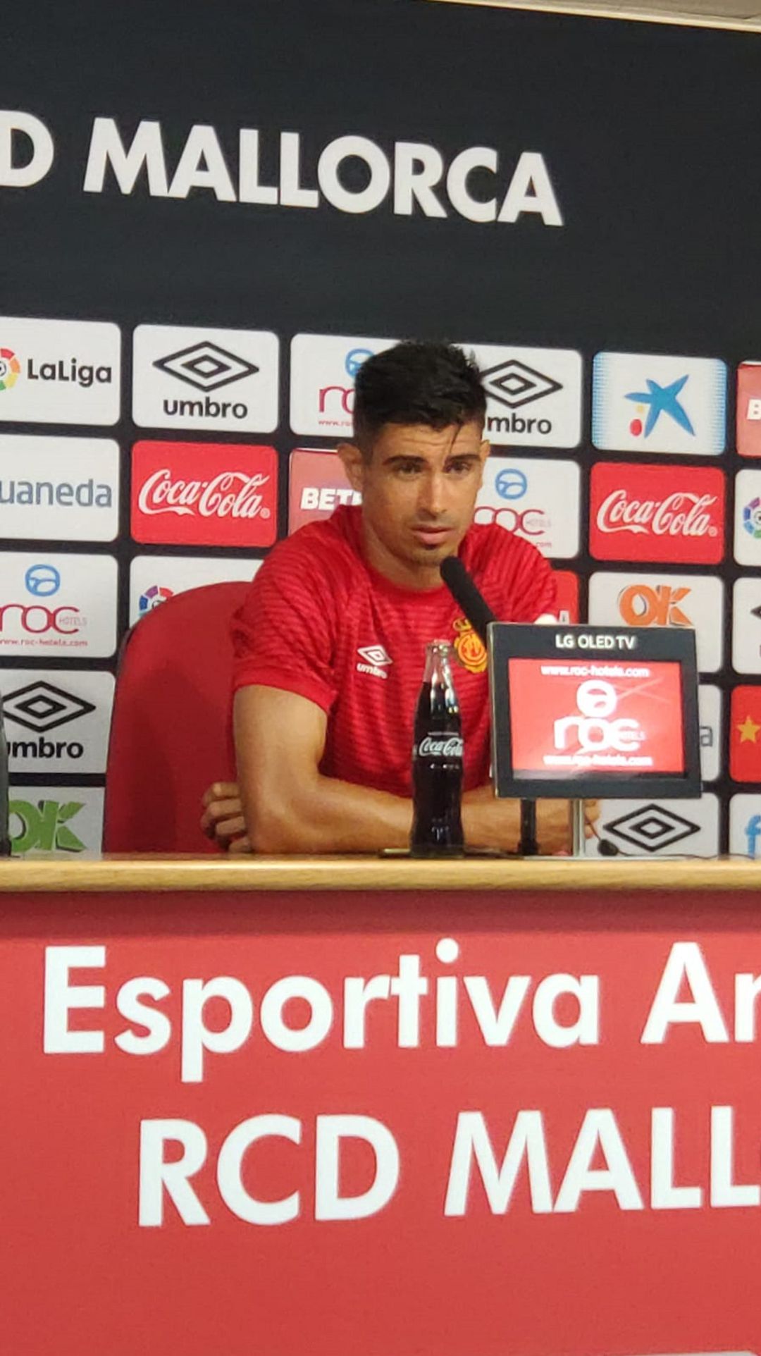 Xisco Campos afirma que el Mallorca "debe rebelarse" para seguir en Primera Xisco Campos afirma que el Mallorca "debe rebelarse" para seguir en Primera