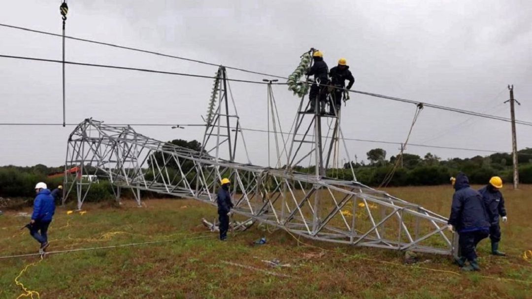 Una comisión supervisará el sistema eléctrico y el abastecimiento de Menorca Una comisión supervisará el sistema eléctrico y el abastecimiento de Menorca