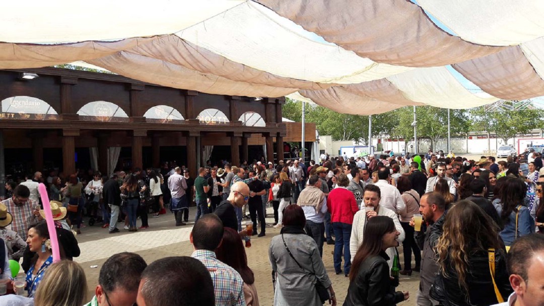 Una fiesta holi, 2019 huevos fritos y la Movida en las fiestas de Puertollano