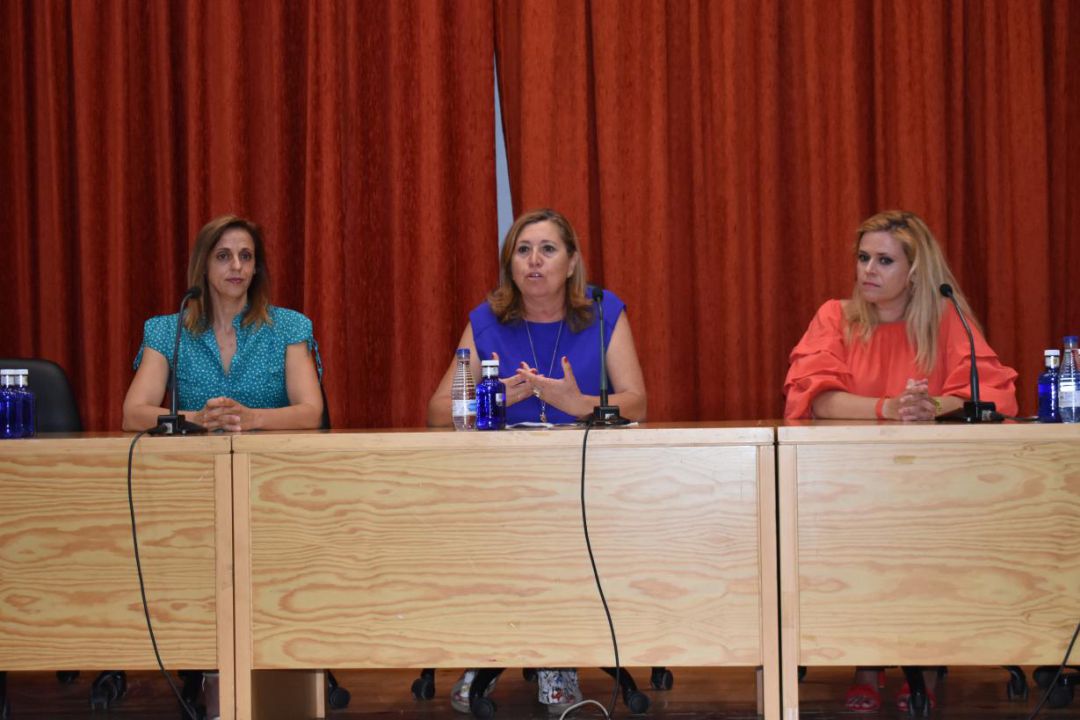 La consejera Rosa Ana Rodríguez (c), durante una reunión de coordinación este miércoles en Cuenca La consejera Rosa Ana Rodríguez (c), durante una reunión de coordinación este miércoles en Cuenca