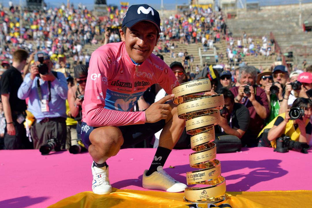 Richard Carapaz, ganador del Giro, es duda para la Vuelta. Richard Carapaz, ganador del Giro, es duda para la Vuelta.