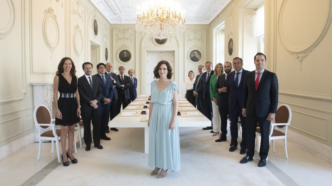Un gobierno de hombres para una administración más que paritaria