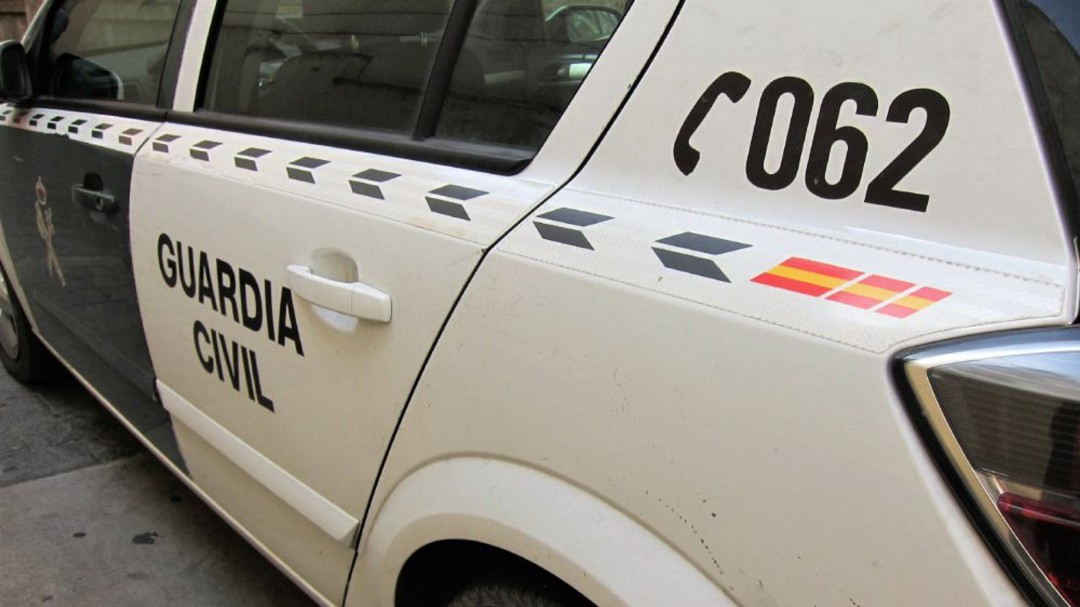 Los 11 detenidos por tráfico de cocaína toman declaración ante la Guardia Civil