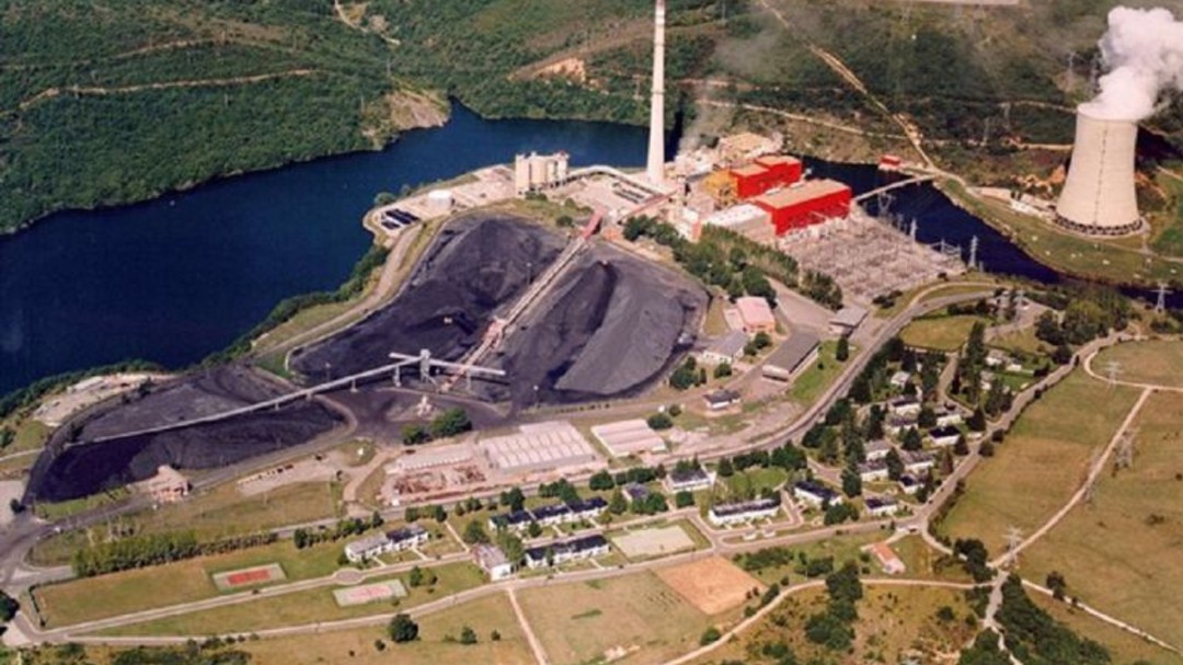 La Junta tramita el desmantelamiento de la Térmica de Velilla del Río Carrión