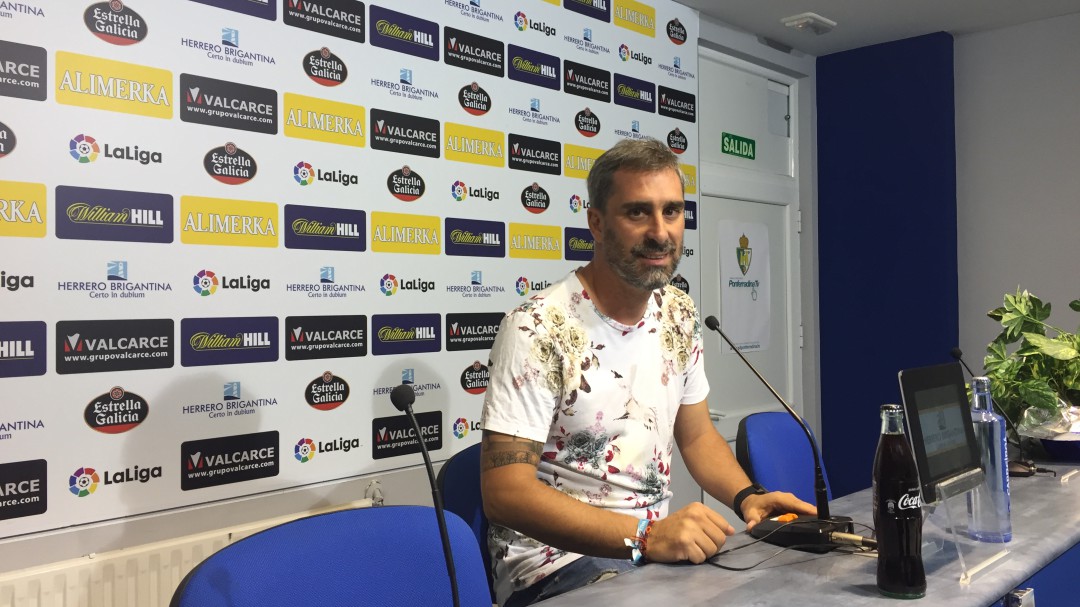 Larrea ya entrena con normalidad y podría llegar al partido del domingo