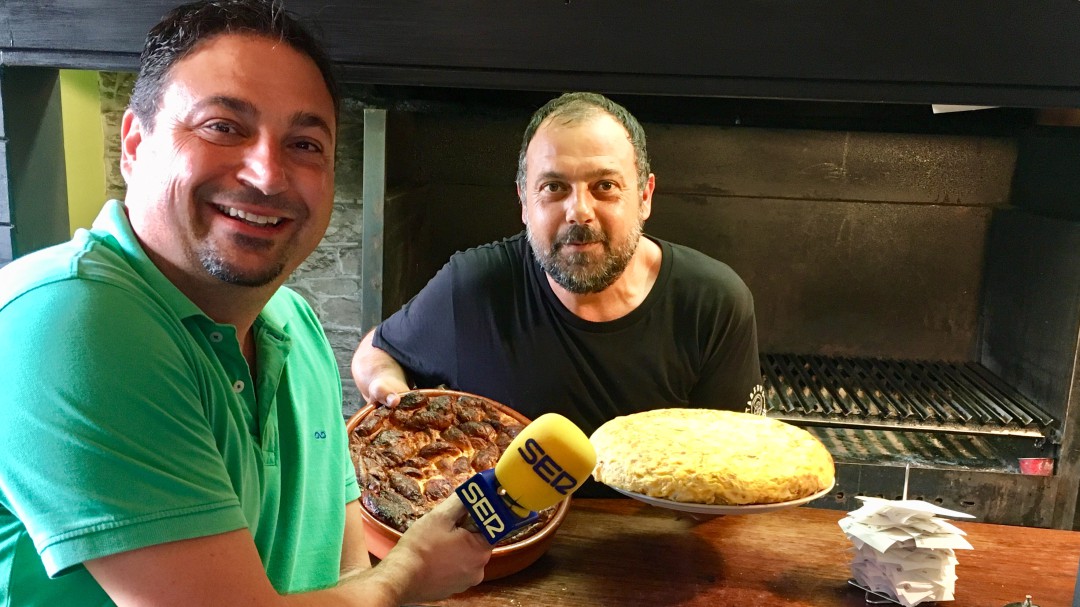 Tapas y productos a la brasa conviven en la carta de La Taberna de Santa Gertrudis