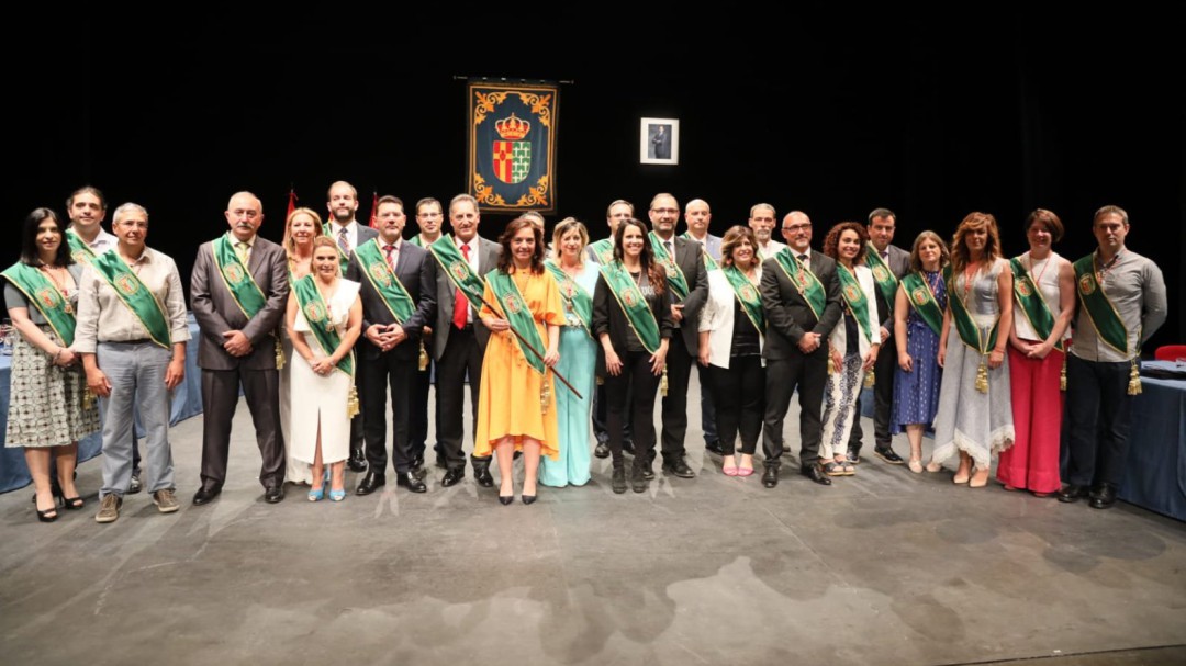 Piden que los concejales de Getafe devuelvan sus bandas y medallas