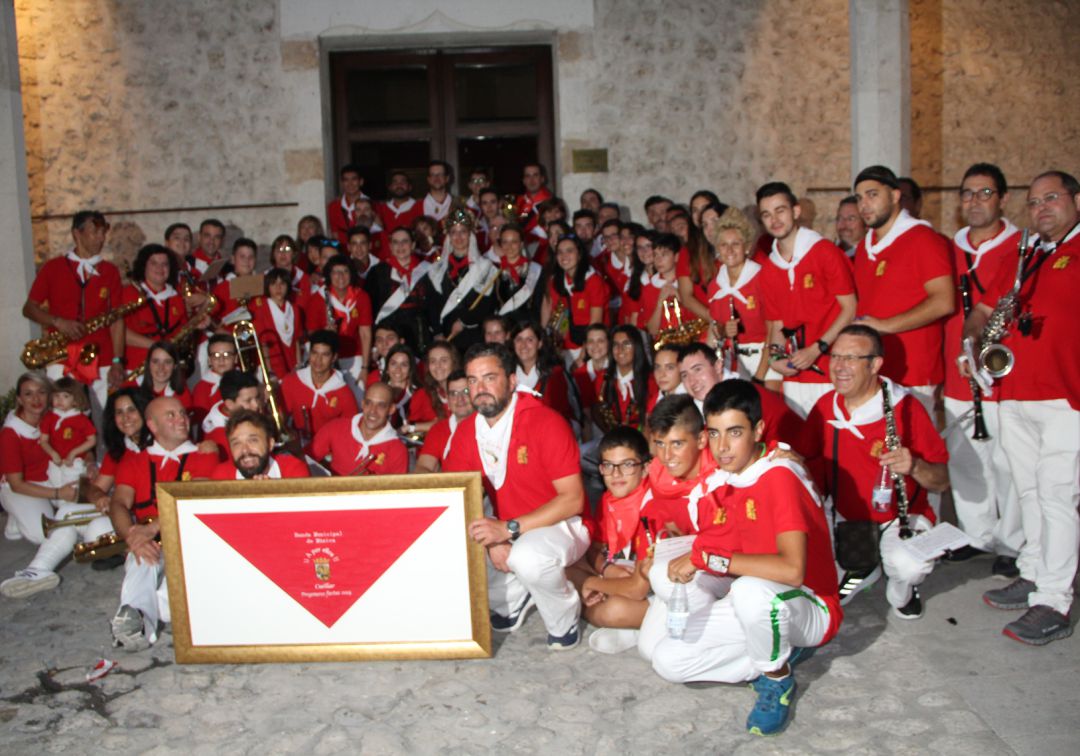 Cuéllar vibra al son de la Banda de Música en el inicio de sus fiestas