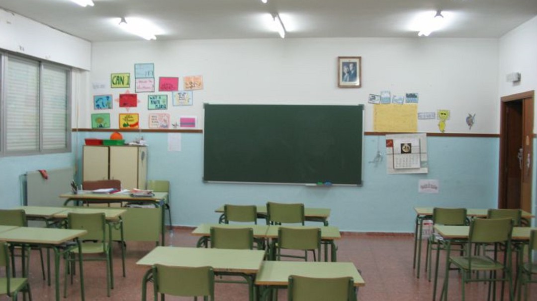 Los sindicatos aplauden la apertura de aulas rurales con cuatro alumnos