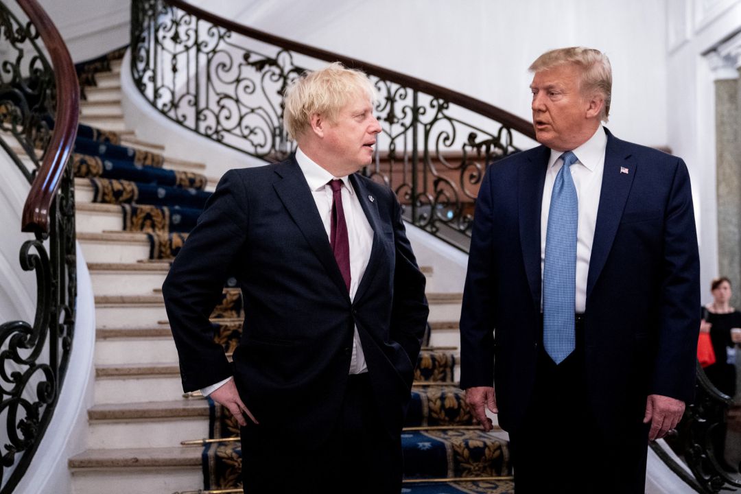 Donald Trump con el primer ministro británico Boris Johnson durante una reunión bilateral en el G7 celebrado en Biarritz Donald Trump con el primer ministro británico Boris Johnson durante una reunión bilateral en el G7 celebrado en Biarritz