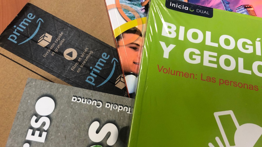 La venta de libros escolares en Amazon no preocupa a los libreros