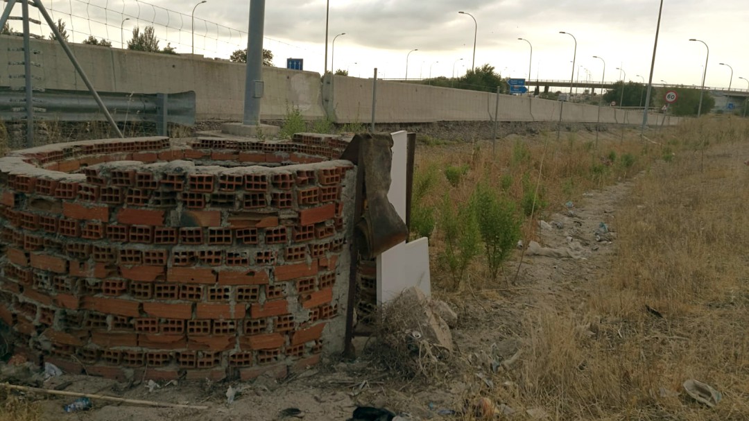 Tapado un pozo abandonado en Getafe
