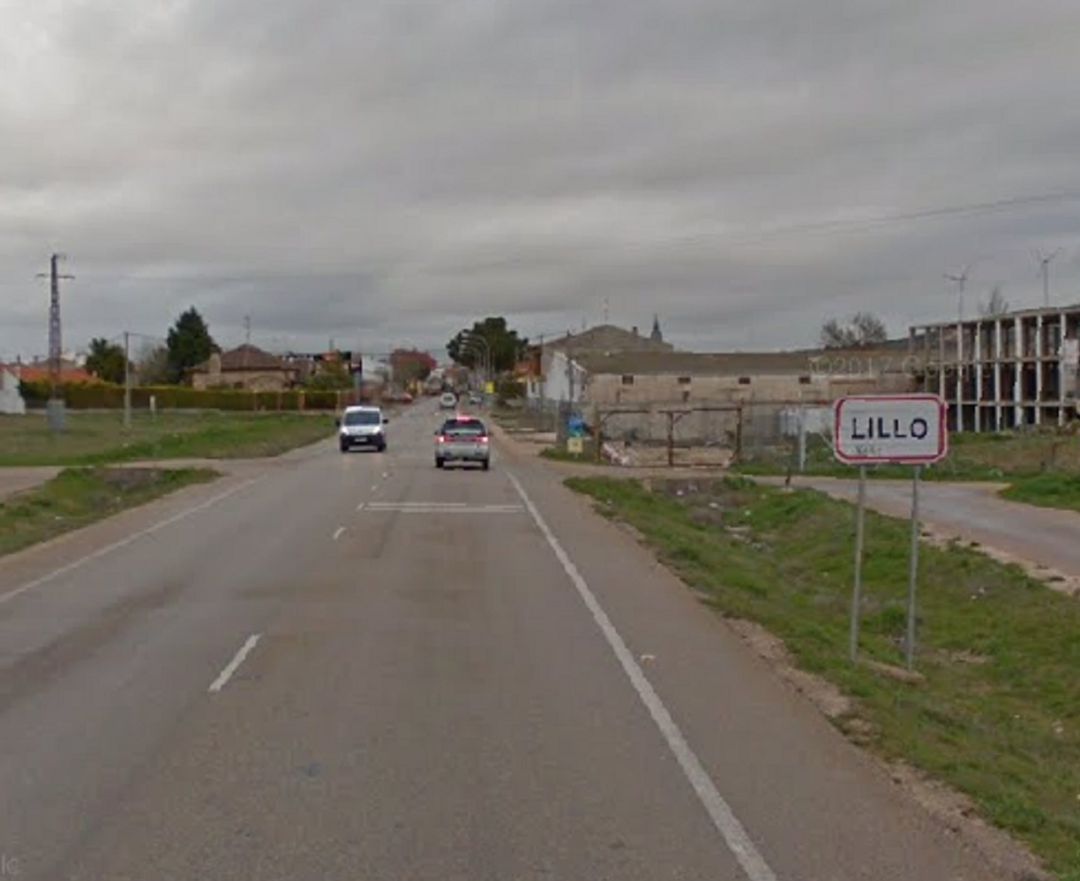 Carretera CM-3001 en la entrada a la localidad Carretera CM-3001 en la entrada a la localidad