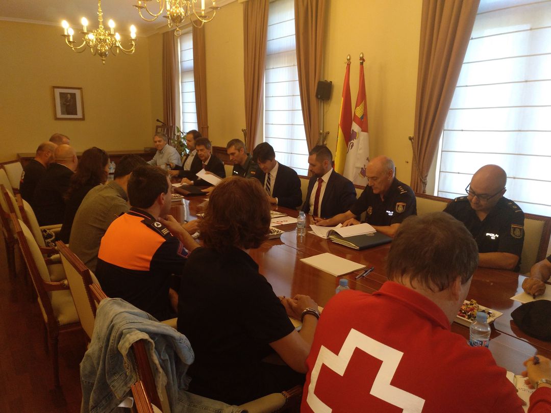 Reunión de la Junta de Seguridad para las XXIII Jornadas Medievales Reunión de la Junta de Seguridad para las XXIII Jornadas Medievales