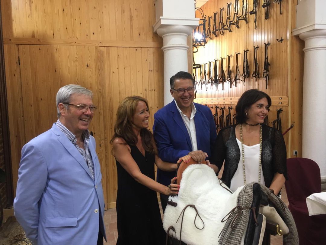 Presentada la 1ª Copa de España en las Caballerizas Reales Presentada la 1ª Copa de España en las Caballerizas Reales