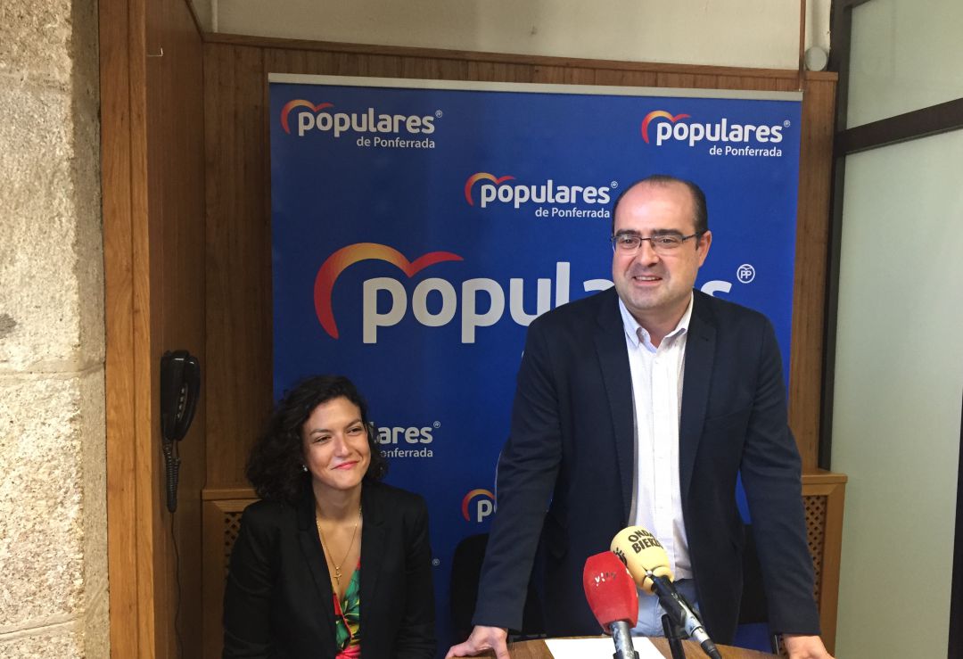 El PP, 'comprometido' con la instalación de la unidad de radioterapia en el Bierzo El PP, 'comprometido' con la instalación de la unidad de radioterapia en el Bierzo