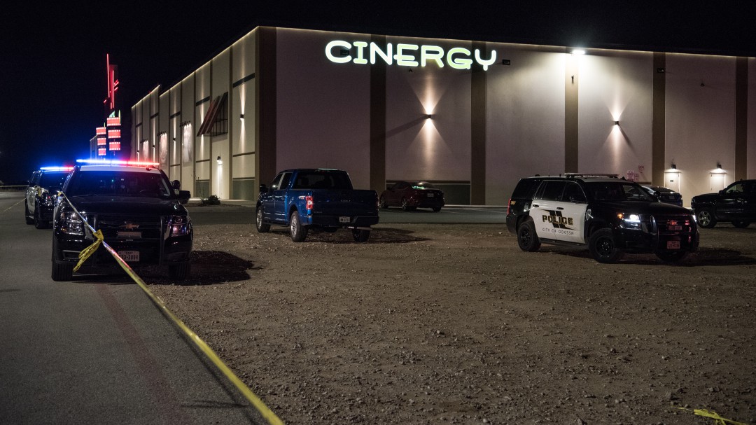 Cinco muertos, 21 heridos y un supuesto atacante abatido en un tiroteo en Texas