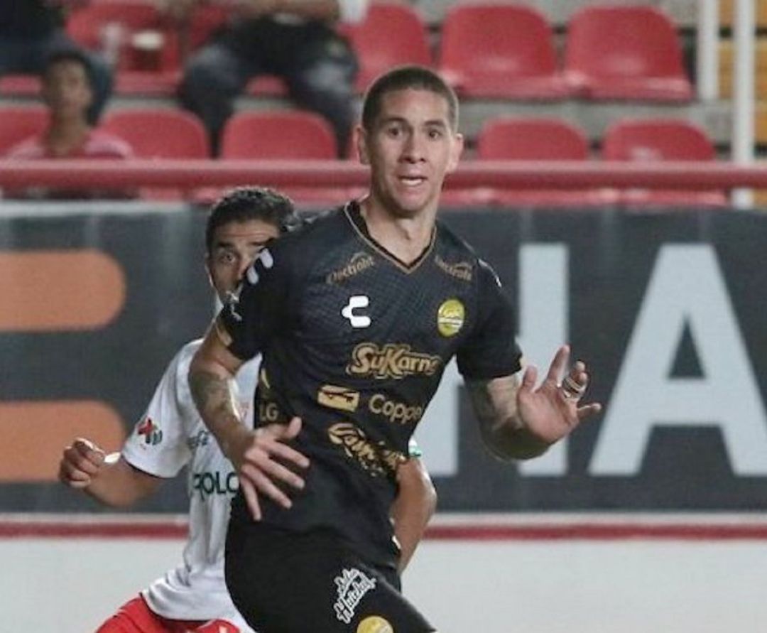 El central Danilo Ortiz en un partido con el Dorados de México El central Danilo Ortiz en un partido con el Dorados de México
