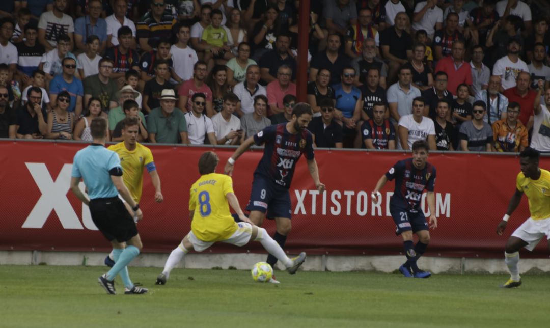 Iker Torre rescata al Yeclano ante los suyos Iker Torre rescata al Yeclano ante los suyos