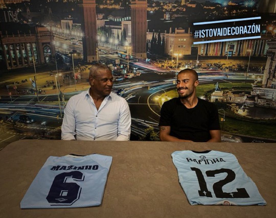 Rafinha y Mazinho posan con sus camisteas del Celta Rafinha y Mazinho posan con sus camisteas del Celta