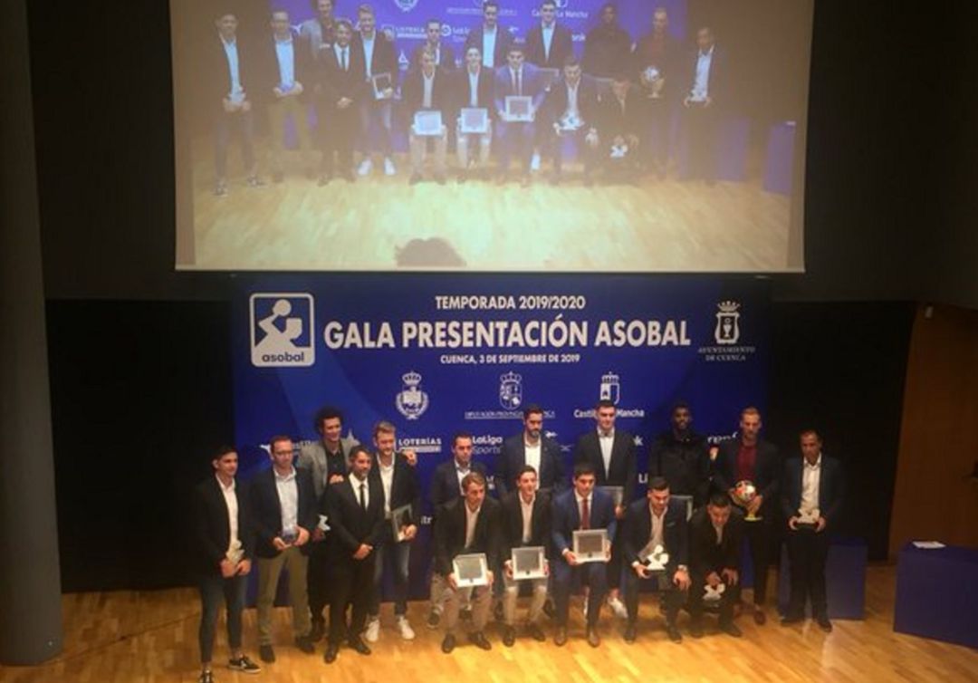 La trigésima edición de la Liga ASOBAL ha arrancado en Cuenca La trigésima edición de la Liga ASOBAL ha arrancado en Cuenca