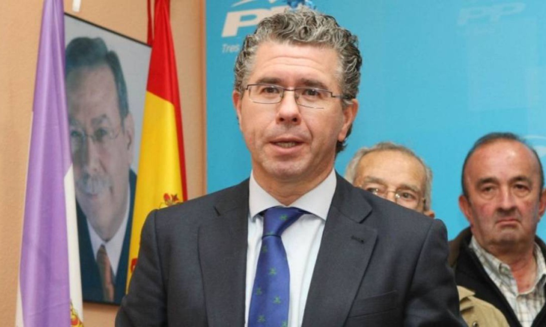 La Púnica estafó 15 millones a profesores para construir colegios concertados La Púnica estafó 15 millones a profesores para construir colegios concertados