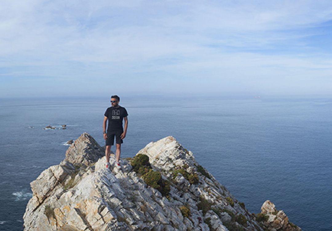 Onofre sobre las rocas de Peñas Onofre sobre las rocas de Peñas
