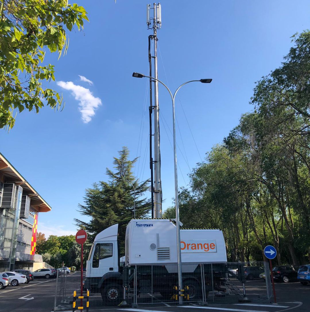 Ganemos pregunta por la nueva antena de telefonía ubicada en las inmediaciones del Pabellón Ganemos pregunta por la nueva antena de telefonía ubicada en las inmediaciones del Pabellón