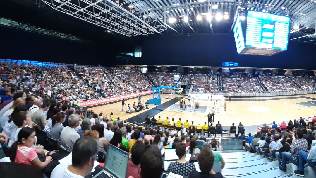 El Navarra Arena supera otra prueba con baloncesto de élite
