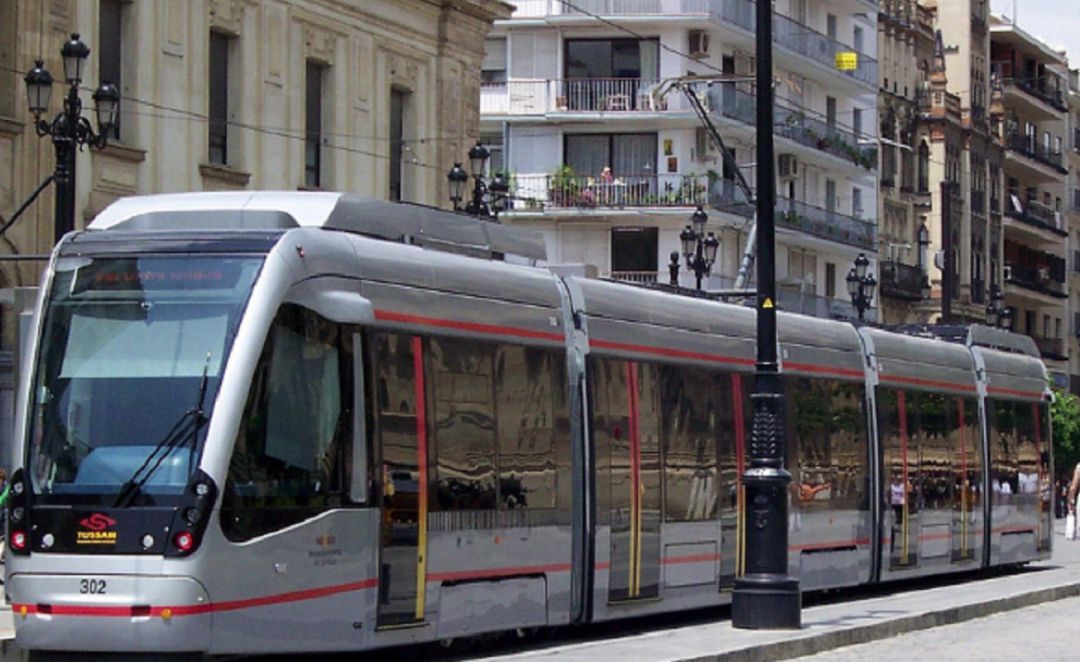 Rubén García: "El Metrocentro pierde viajeros porque no es fiable" Rubén García: "El Metrocentro pierde viajeros porque no es fiable"